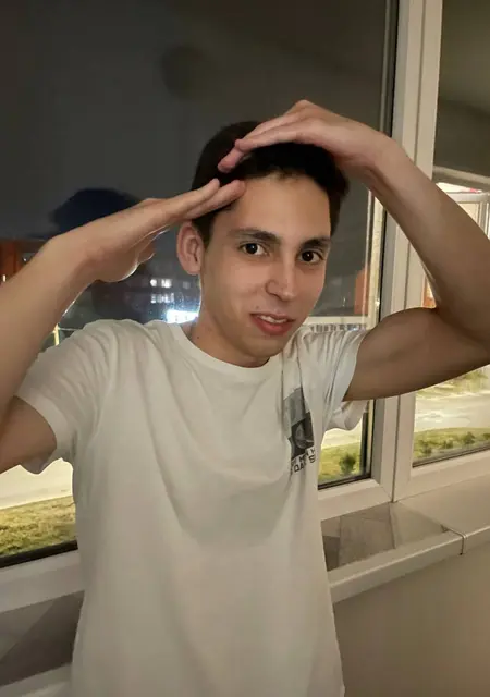 Я Артем, 22, знакомлюсь для постоянных отношений в Салавате