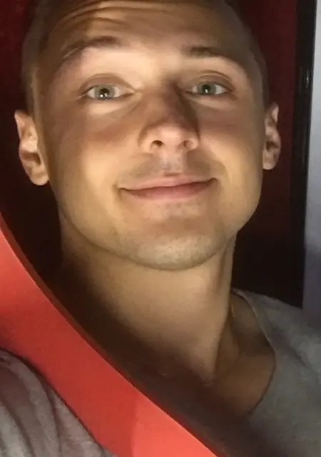 Илья из Павловского Посада, ищу на сайте знакомства без обязательств