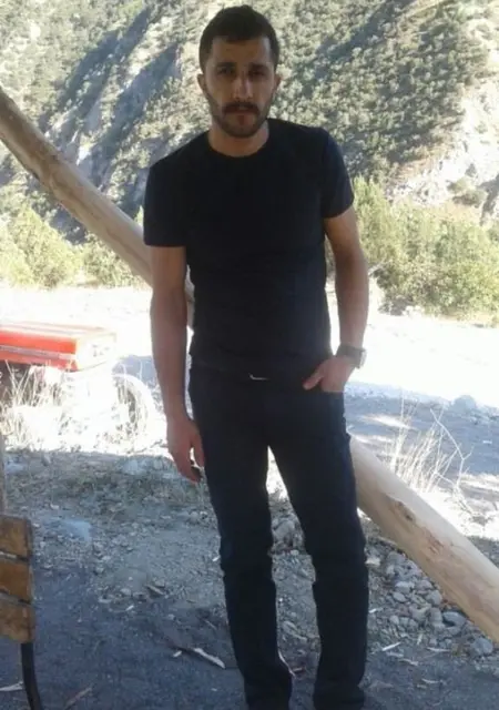 Я Hikmet, 30, из Стамбула, ищу знакомство