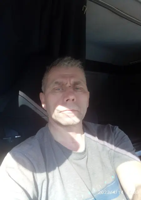 Я Олег, 53, знакомлюсь для приятного времяпровождения в Петрозаводске