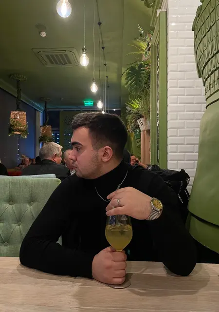 Я Никита, 25, знакомлюсь для постоянных отношений в Всеволожске