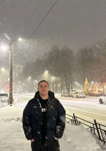 Дмитрий из Воронежа, мне 24, познакомлюсь для вирта