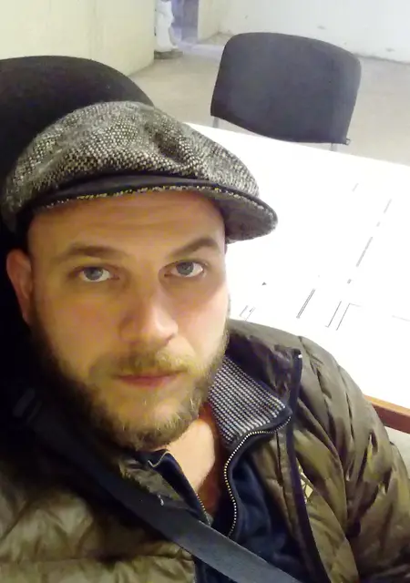 Я Анатолий, 41, из Ростова-на-Дону, ищу знакомства на одну ночь