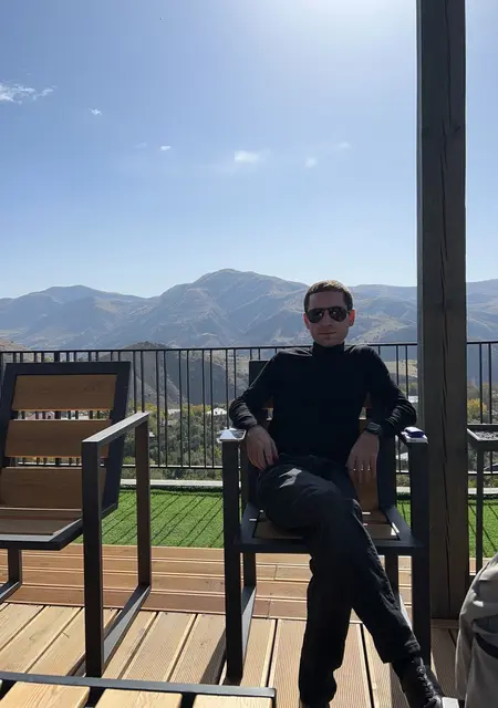 Я Bagrat, 29, из Пушкина, ищу знакомство для приятного времяпровождения