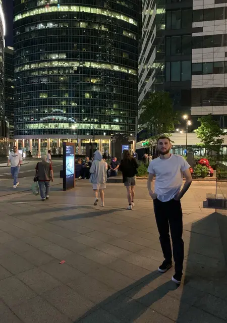 Я Костя, 24, знакомлюсь на одну ночь в Лобне