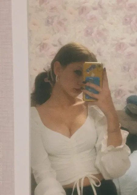 Я Светлана, 24, знакомлюсь для вирта в Санкт-Петербурге