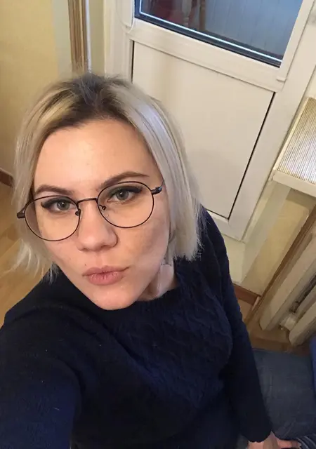 Анастасия з Харкова, шукаю на сайті приємне проведення часу