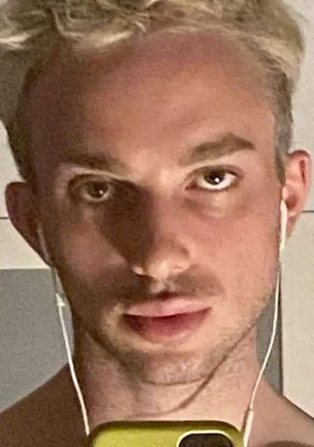 Dan из Мадрида, мне 24, познакомлюсь