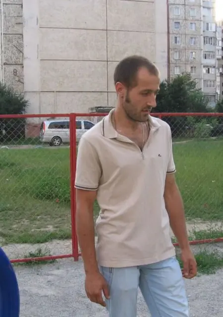 Я Дима, 41 років, знайомлюсь без зобов'язань у Івано-Франківську