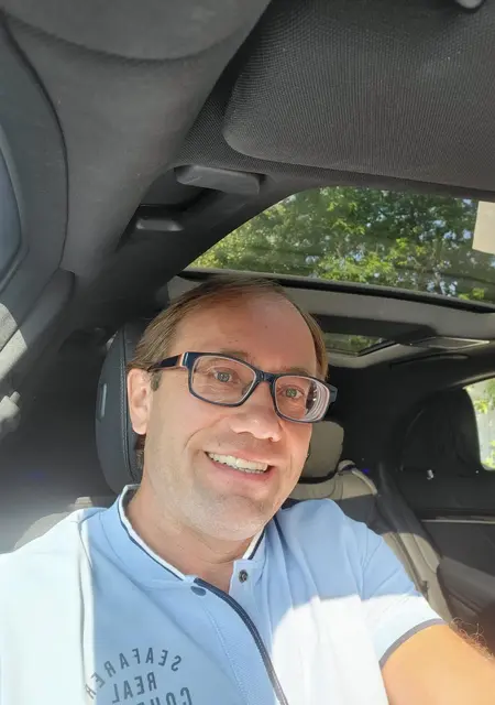 Михаил из Алчевска, ищу на сайте знакомства на одну ночь