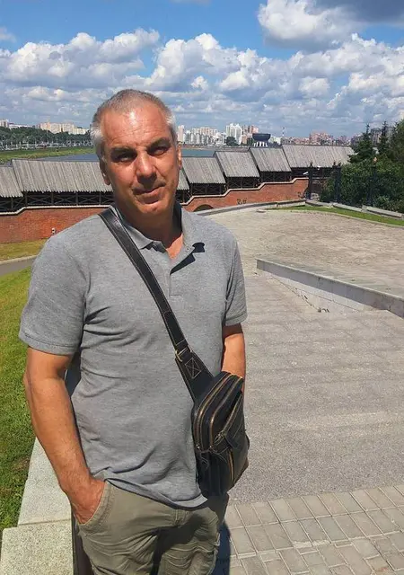 Я Дмитрий, 25, знакомлюсь для дружбы в Тихвине