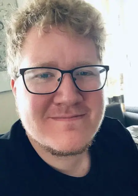 Rasmus из Стокгольма, мне 23, познакомлюсь