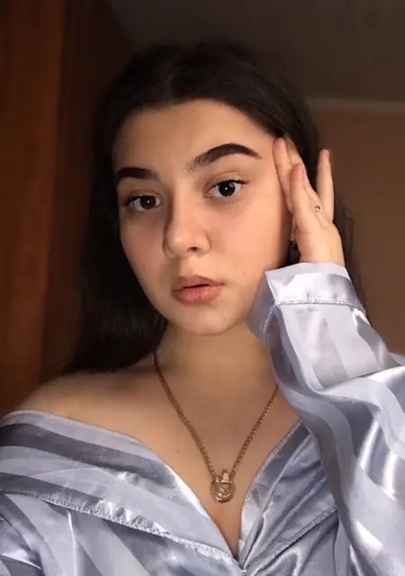 Я Kornelia, 24 років, знайомлюсь для дружбы у Ужгород