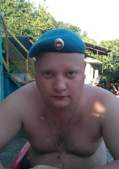 Лёха из Гукова, мне 32, познакомлюсь для постоянных отношений