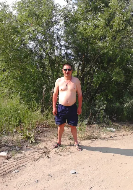 Анатолий из Енисейска, мне 50, познакомлюсь на одну ночь