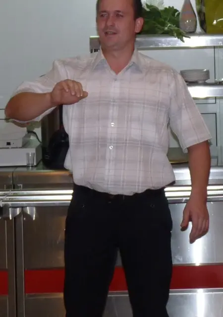 Дима из Буланаша, мне 42, познакомлюсь для дружбы