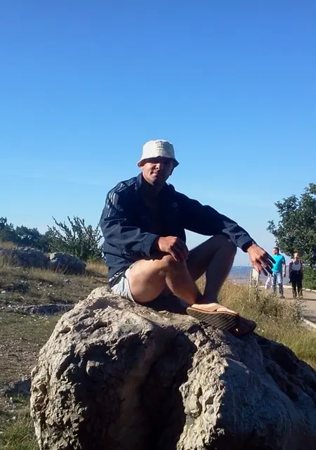 Я Сергей, 53, из Белгорода, ищу знакомства на одну ночь