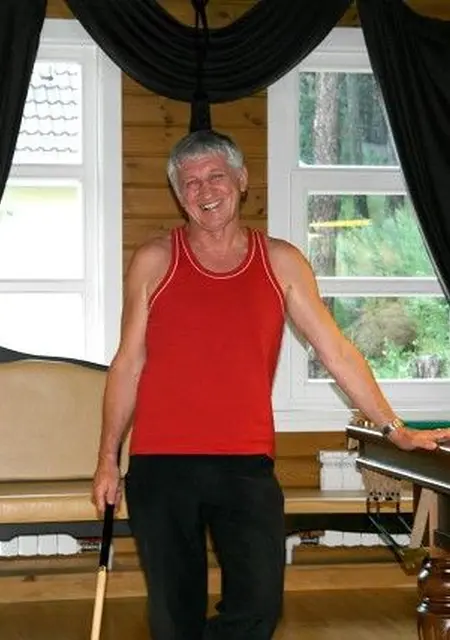 Я Анатолий, 64, знакомлюсь без обязательств в Кабардинке