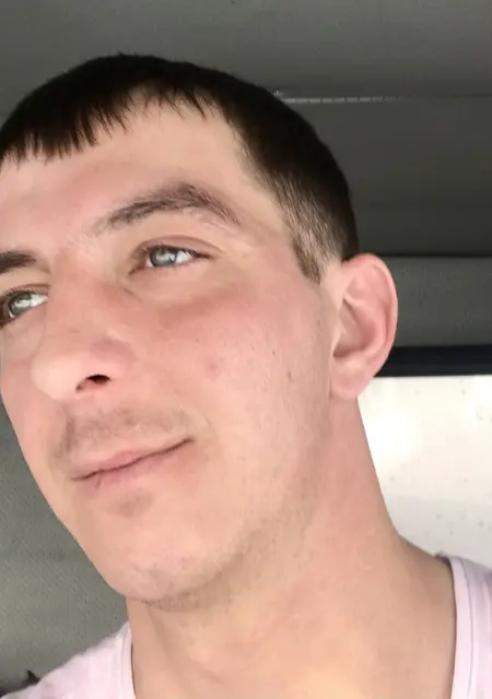 Александр из Белогорска, ищу на сайте знакомства на одну ночь