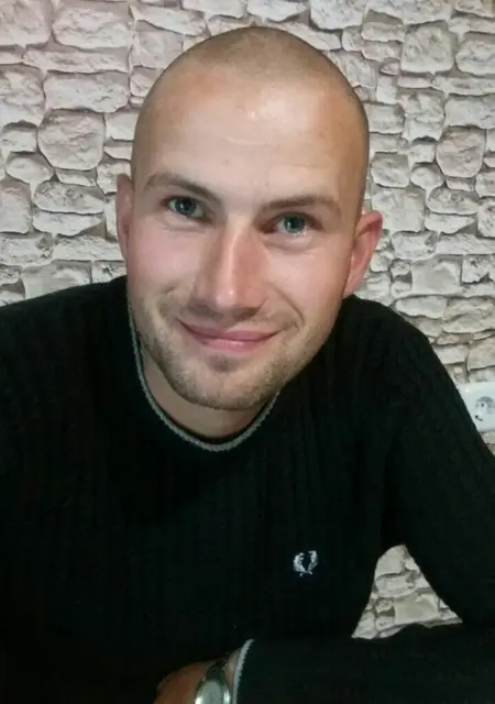 Я Кирилл, 37, знакомлюсь на одну ночь в Мурманске