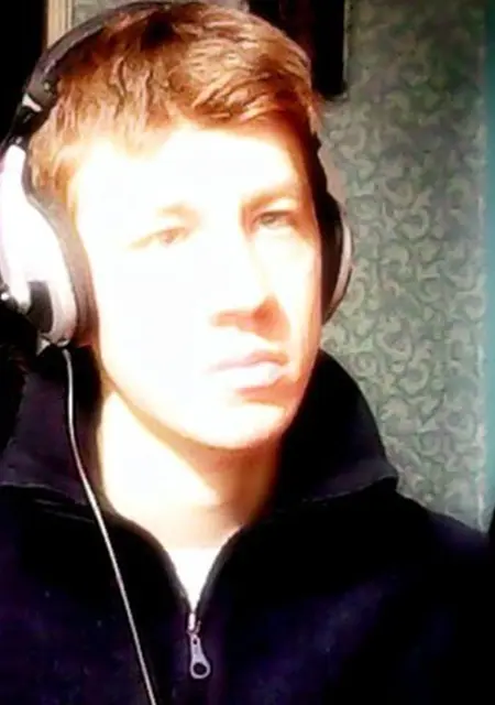 Я Виктор, 33, знакомлюсь для приятного времяпровождения в Пугачеве