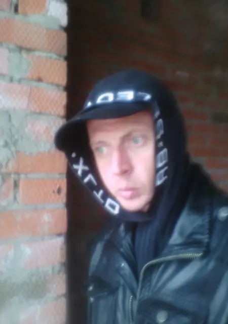 Янус из Уфы, мне 49, познакомлюсь без обязательств