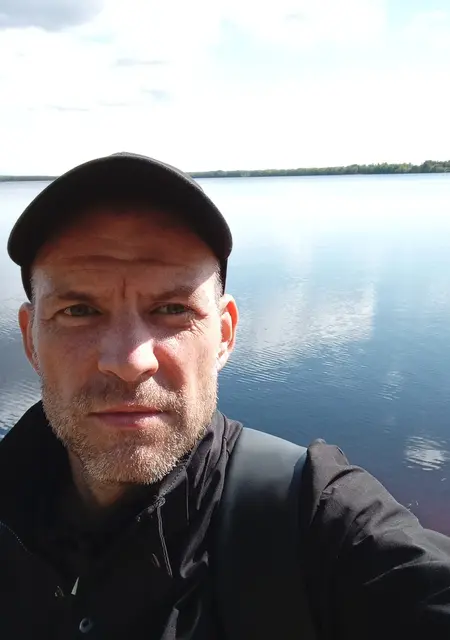 Максим из Северодвинска, мне 42, познакомлюсь