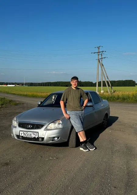 Я Игорь, 19, из Кемерово, ищу знакомство для дружбы