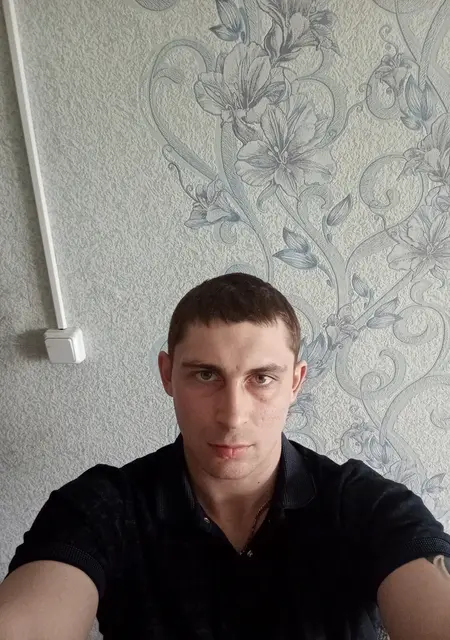 Я Евгений, 27, из Ачинска, ищу знакомства без обязательств
