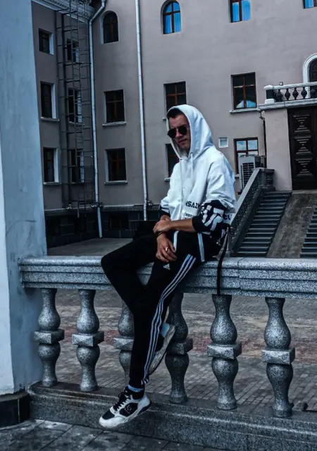 Дмитрий из Читы, мне 21, познакомлюсь без обязательств