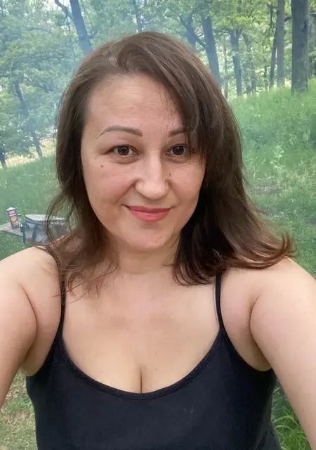 Я Сания, 42, из Казани, ищу знакомство для приятного времяпровождения