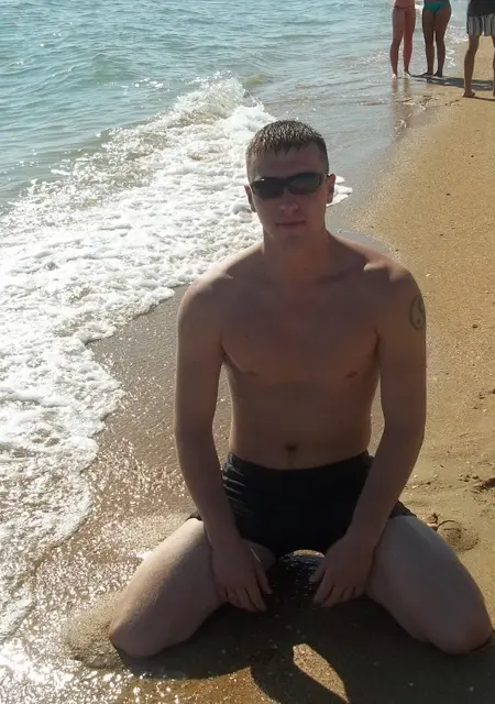 Я Дима, 35, из Нижнего Тагила, ищу знакомство для дружбы