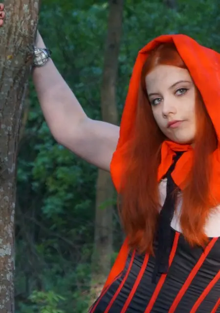 Я Алиса, 28, знакомлюсь на одну ночь в Смоленске