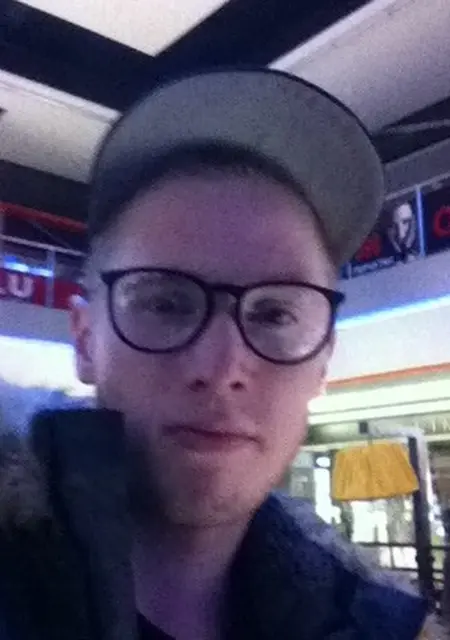 Денис из Сыктывкара, мне 27, познакомлюсь на одну ночь