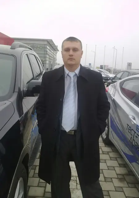 Я Василий, 41, из Минеральных Вод, ищу знакомства на одну ночь