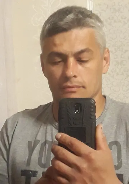 Я Вова, 45, из Великого Новгорода, ищу знакомство для общения