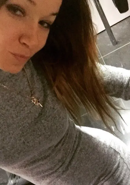 Я Сладенькая, 38, из Ярославля, ищу знакомства без обязательств