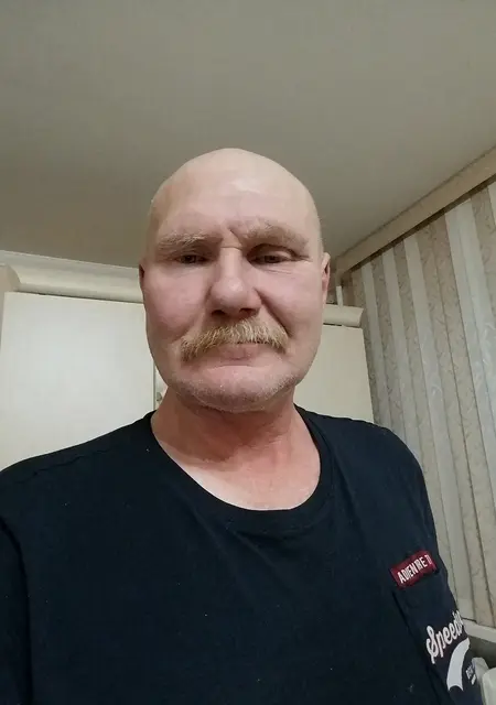 Я Андрей, 57, из Магадана, ищу знакомства без обязательств