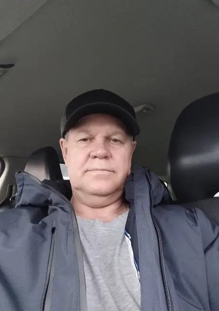 Я Александр, 59, из Екатеринбурга, ищу знакомства без обязательств