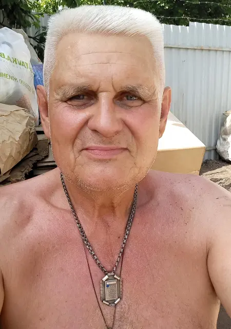 Я Алексей, 66, из Минска, ищу знакомство для приятного времяпровождения