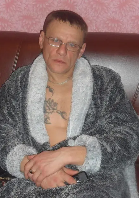 Денис из Санкт-Петербурга, ищу на сайте общение