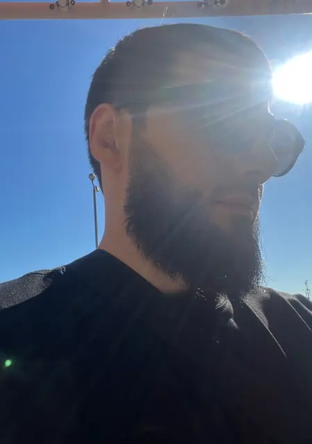 Я Ruslan, 32, из Нового Уренгоя, ищу знакомства без обязательств