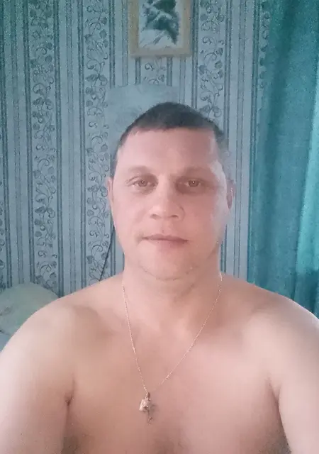 Андрей из Иванова, ищу на сайте знакомства без обязательств