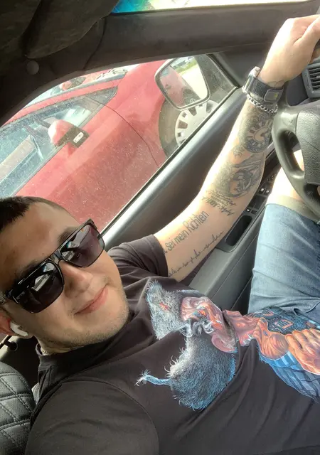 Евгеша из Нижнего Тагила, мне 28, познакомлюсь для приятного времяпровождения