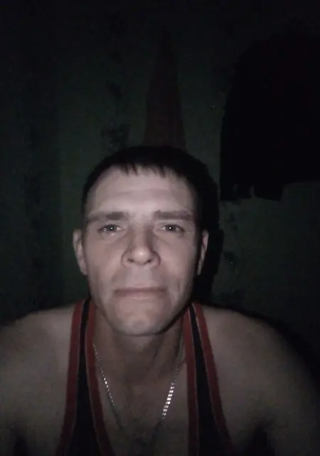 Евгений из Усть-Кута, мне 40, познакомлюсь на одну ночь