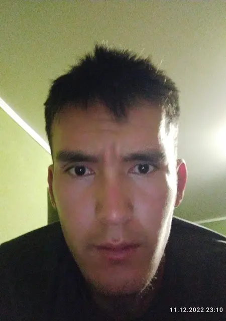 Я Ilya, 28, из Владивостока, ищу знакомства на одну ночь