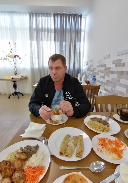 Фёдор из Краснодара, мне 50, познакомлюсь на одну ночь