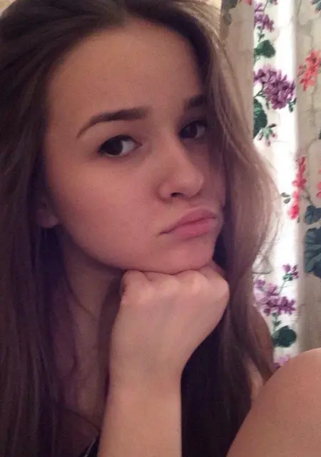 Карина из Петропавловска-Камчатского, ищу на сайте знакомства без обязательств