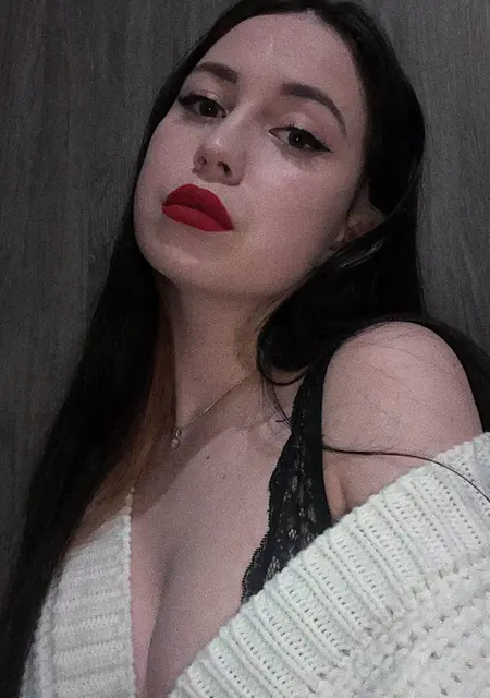 Анна из Кирова, мне 25, познакомлюсь без обязательств