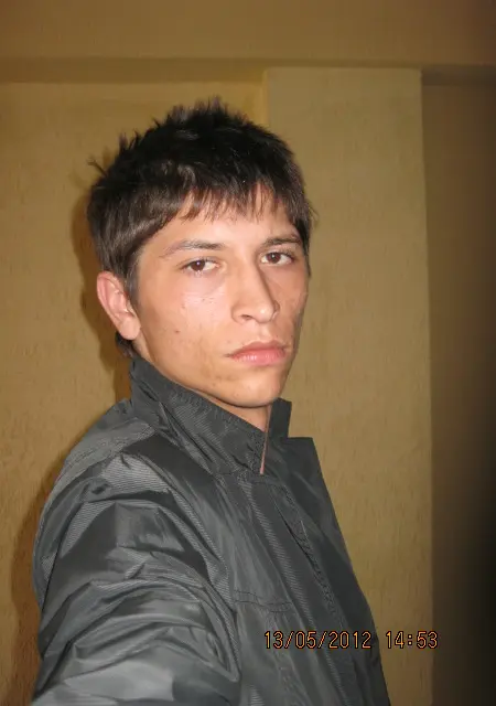 Николай из Пинска, мне 33, познакомлюсь для общения